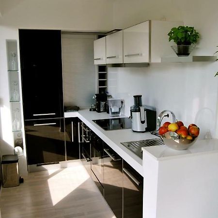 Modern Apartment In Uccle - Brussels Брюссель Экстерьер фото